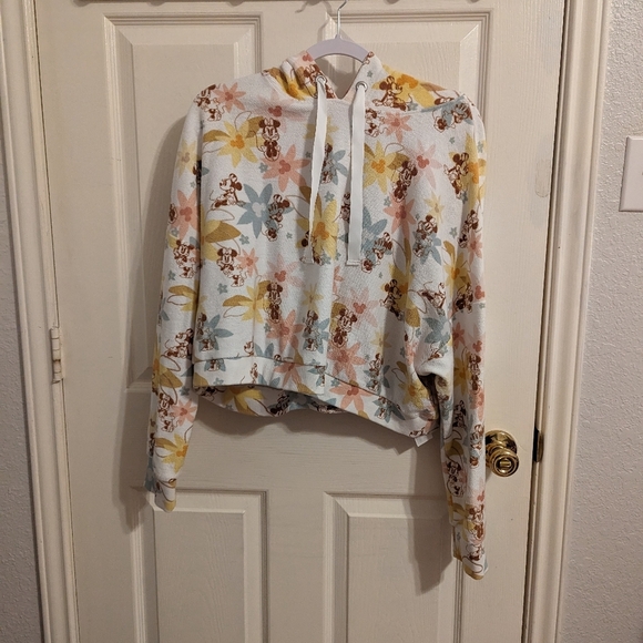 ✨3 /$15✨ Disney Hooded Women's Long Sleeve Top - Picture 2 of 7